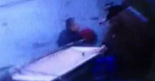 河北警察为救群众牺牲 最后几分钟感人救助画面成告别（组图）