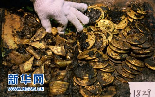 海昏侯墓出土金饼285枚&nbsp;