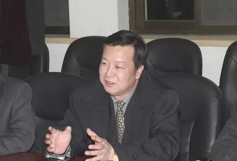 “六毒”书记邓崎琳