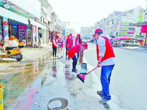 同安五千志愿者走上街头 合力整治环境卫生