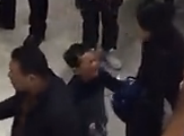 福州东泰禾广场打人视频引百万名网友围观 