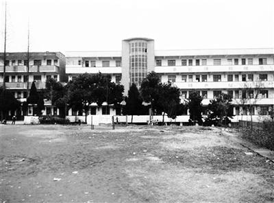 事发湖北孝感市大悟县金山中学