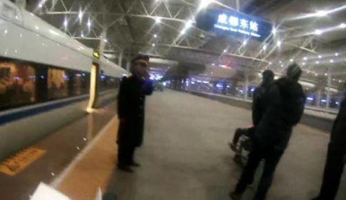  拒救母亲致其死亡 事件始末组图 儿子不愿救母