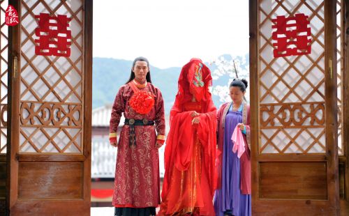 王凯喜服美照曝光