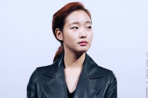 《奶酪陷阱》女主角金高银资料照片 在中国生活10年(组图)