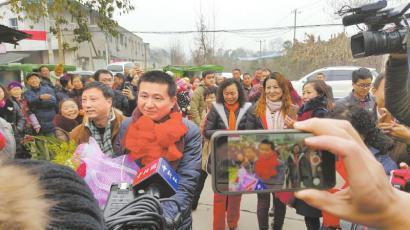点击进入下一页