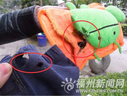 电热水袋爆炸击穿边上的秋裤。