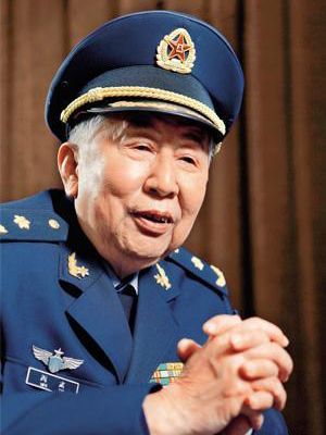 著名艺术家阎肃今晨因病逝世 享年86岁