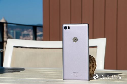 金立发布全金属S8 同时发布新品牌Logo