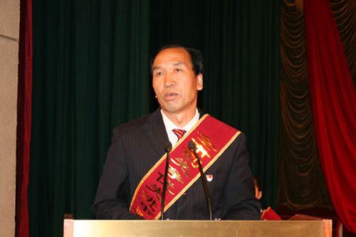 蔺守强曾被评为甘肃省劳动模范，还多次当选镇、县、市、省人大代表。