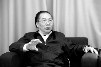 政协新闻发言人王国庆。京华时报记者谭青摄