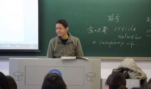 “如果真的要倒，我一定要倒在讲台上。”