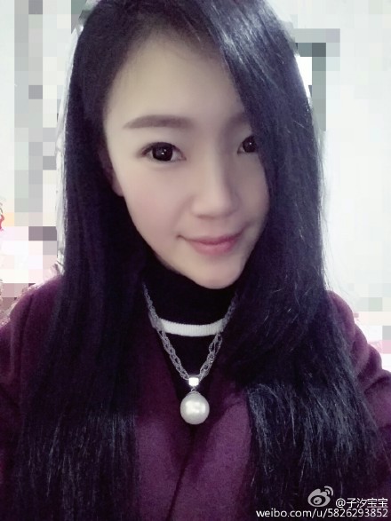 火猫TV子汐宝宝真空直播福利图 剪衣服直播视