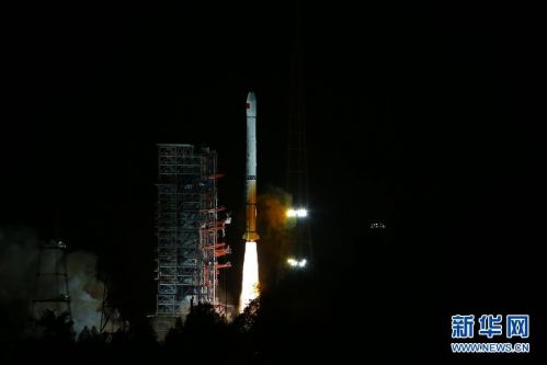 （新华直击）（2）我国成功发射第22颗北斗导航卫星