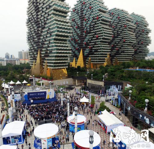 2016海博会三亚美丽之冠举行