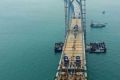 港珠澳大桥主桥最大跨径合龙 跨1150米高163米(图)
