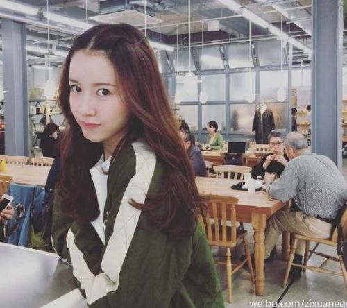 张子萱日本出游组图 陈赫女友张子萱怀孕是真