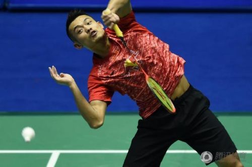 中国羽毛球大师赛林丹2-0力挫谌龙 6次夺冠创