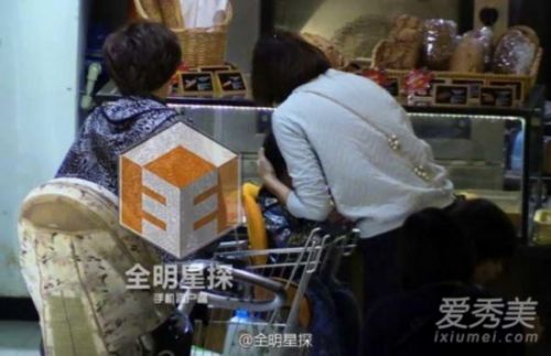 董卿爱子照片疑曝光(组图) 揭秘董卿六段隐秘情史