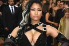 麻辣鸡Nicki Minaj深V爆乳亮相Met gala红毯 巨乳豪臀气势磅礴