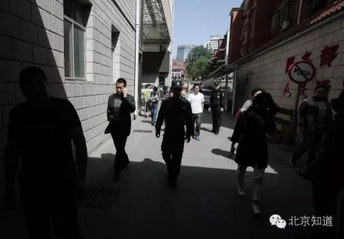 魏则西主治医师删近1000条微博 改为卡通头像