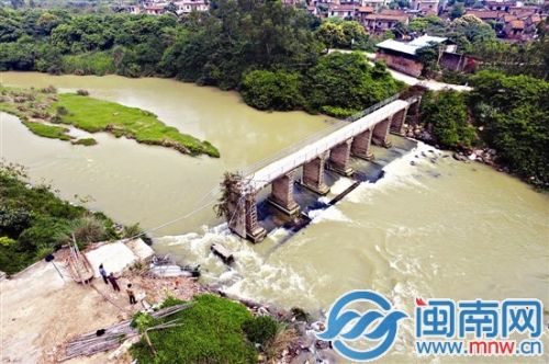 桥断之后，影响两岸五六个村庄通行
