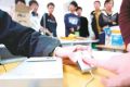 2016年广东高考生进场将刷指纹 试卷运送配GPS