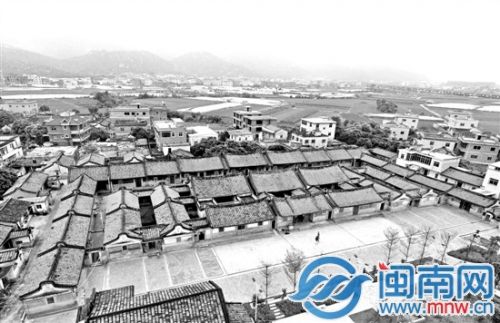 如今的郑氏古宅院全景