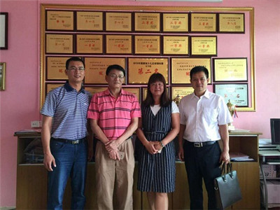 省足协领导到南安丰州西华小学调研校园足球开