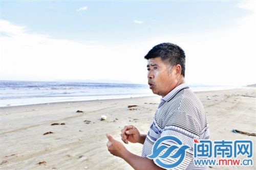 没能救出溺水的学生，老沈很沮丧
