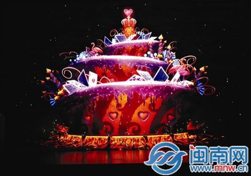 爱丽丝剧照，高水准的舞台视觉美术2