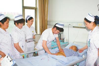 男子理发昏睡叫不醒为何？民警叫半天还打起呼噜（图）