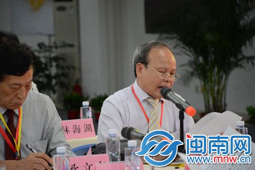 海峡两岸(篮球比分直播:)农产品交易物流中心董事长王世哲发言