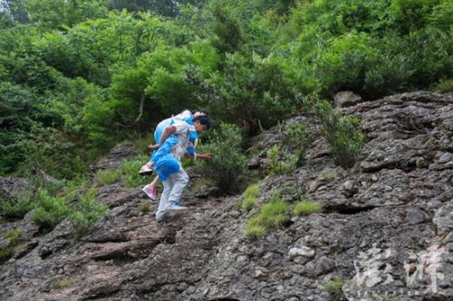 硅胶娃娃“买家秀”:58岁男人迎来