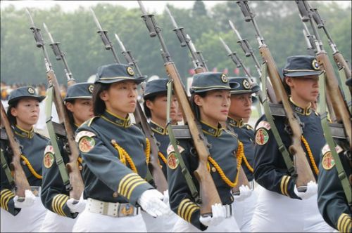 台军女少校家中自缢身亡 遗书透露工作压力大(图)-闽南网