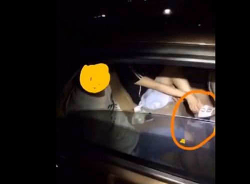 小伙在网上直播&ldquo;抓车震&rdquo; 被封后换小号继续干