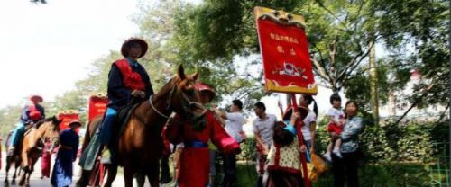 2016高考状元调查③：状元&ne;刷题机器，各有爱好还挺专业