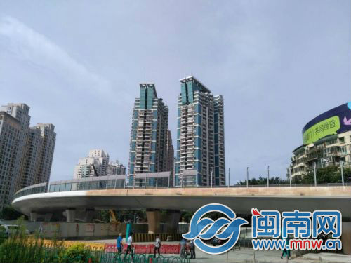 吕厝高架桥部分隔音栏未完工