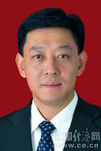 王成任晋中市代市长 胡玉亭辞任市长职务(图|简