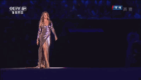 世界最贵超模吉赛尔-邦辰的出场将里约奥运会开幕式推向另一个高潮