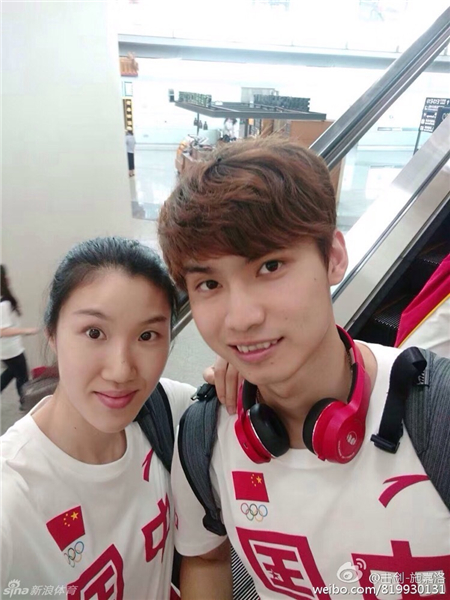 中国击剑队队员颜值惊艳网络 盛世美颜足以出