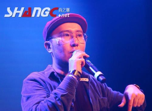 中国好声音第五季阿克江微博资料照片 阿克江选哪位导师