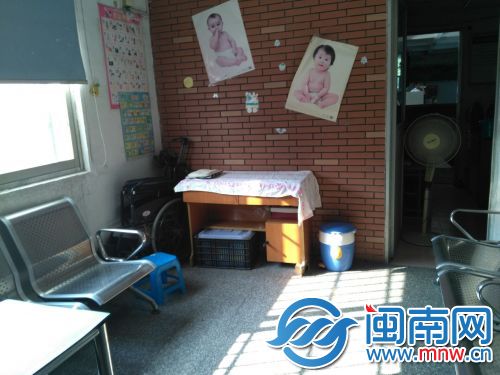 母婴室内