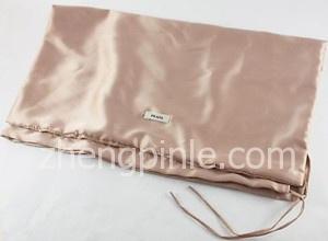 普拉达PRADA高跟鞋真假辨别方法