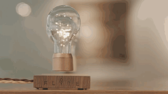 磁悬浮无线灯泡!真的不是来自魔法世界?