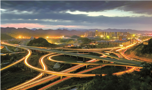 红军长征走过的贵州,如今造桥技能已“满点”