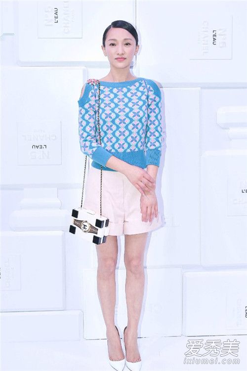 针织衫穿搭:周迅马思纯 秋天都恋上了针织衫的