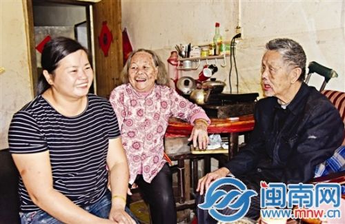 有这样一个知冷知热的媳妇，是公婆一辈子的福份