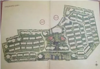 业主2012年购房的宣传规划效果图，事故点原规划为绿地