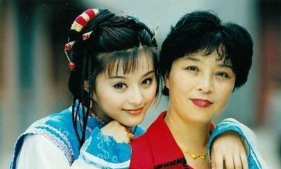 范冰冰谈弟弟越来越帅范丞丞上热搜 与洪金宝